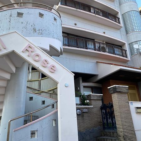 Joyful Rose Apartman Ginovan Kültér fotó